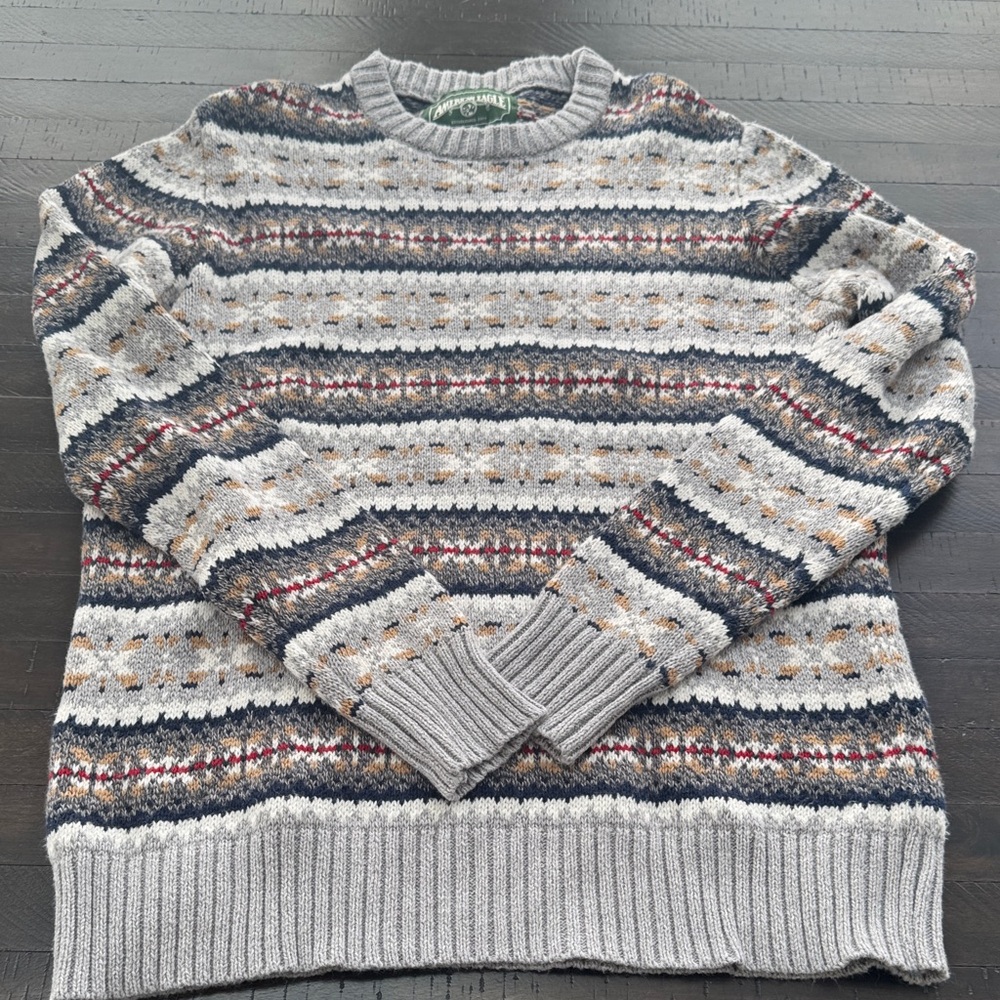 Like new men’s American Eagle Outfitters Crewneck Sweater size Medium